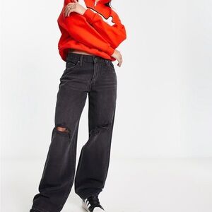 Levi Ripped Baggy Dad Jeans - NWT